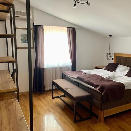 Motel Kiwi Grude Εξωτερικό φωτογραφία