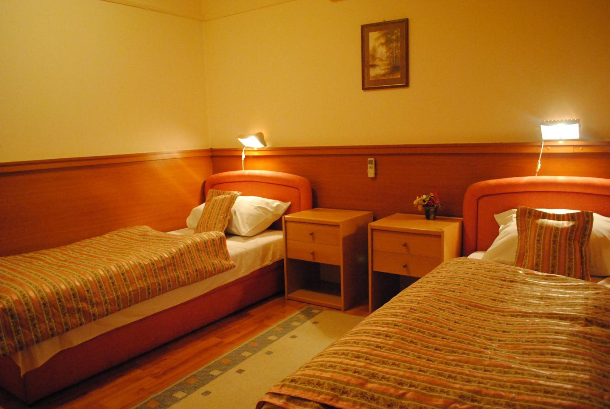 Motel Kiwi Grude Δωμάτιο φωτογραφία