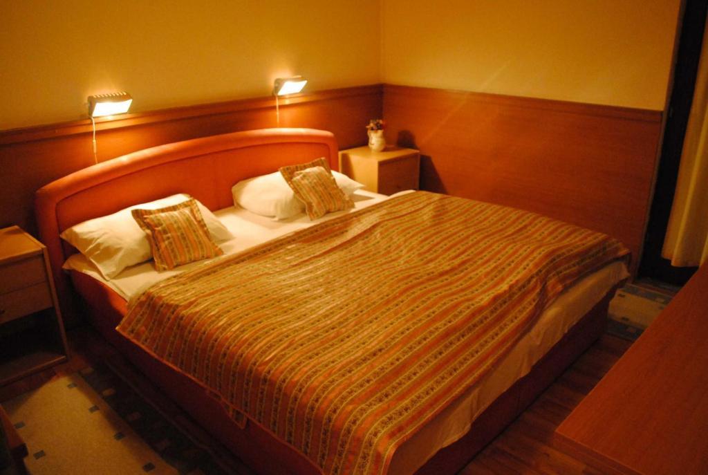 Motel Kiwi Grude Δωμάτιο φωτογραφία