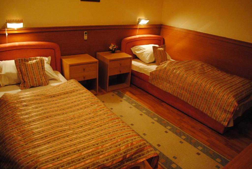 Motel Kiwi Grude Δωμάτιο φωτογραφία