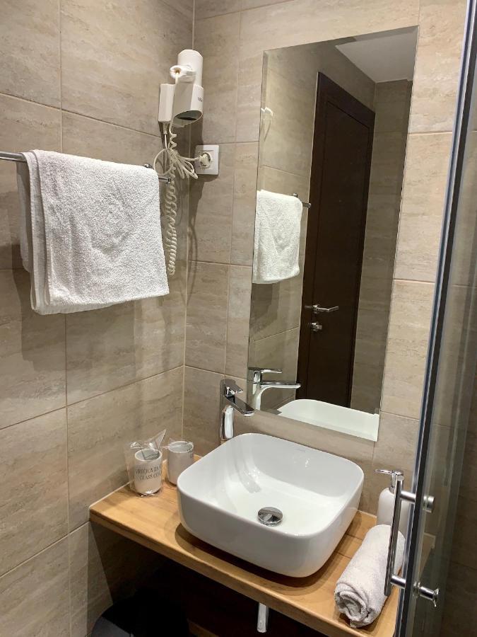 Motel Kiwi Grude Εξωτερικό φωτογραφία