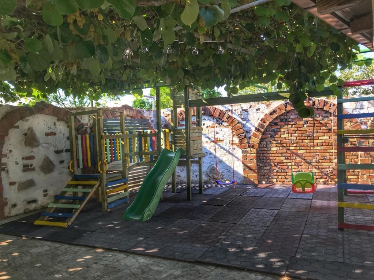 Motel Kiwi Grude Εξωτερικό φωτογραφία